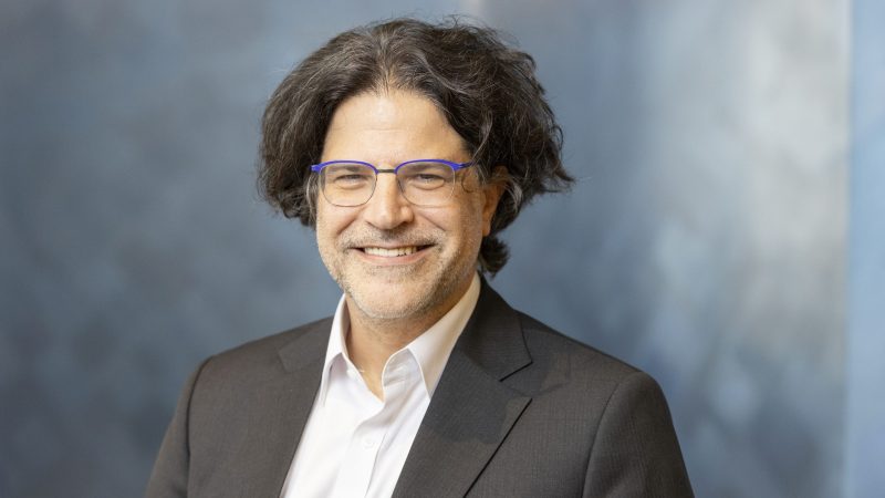 Portrait of David Kaplan