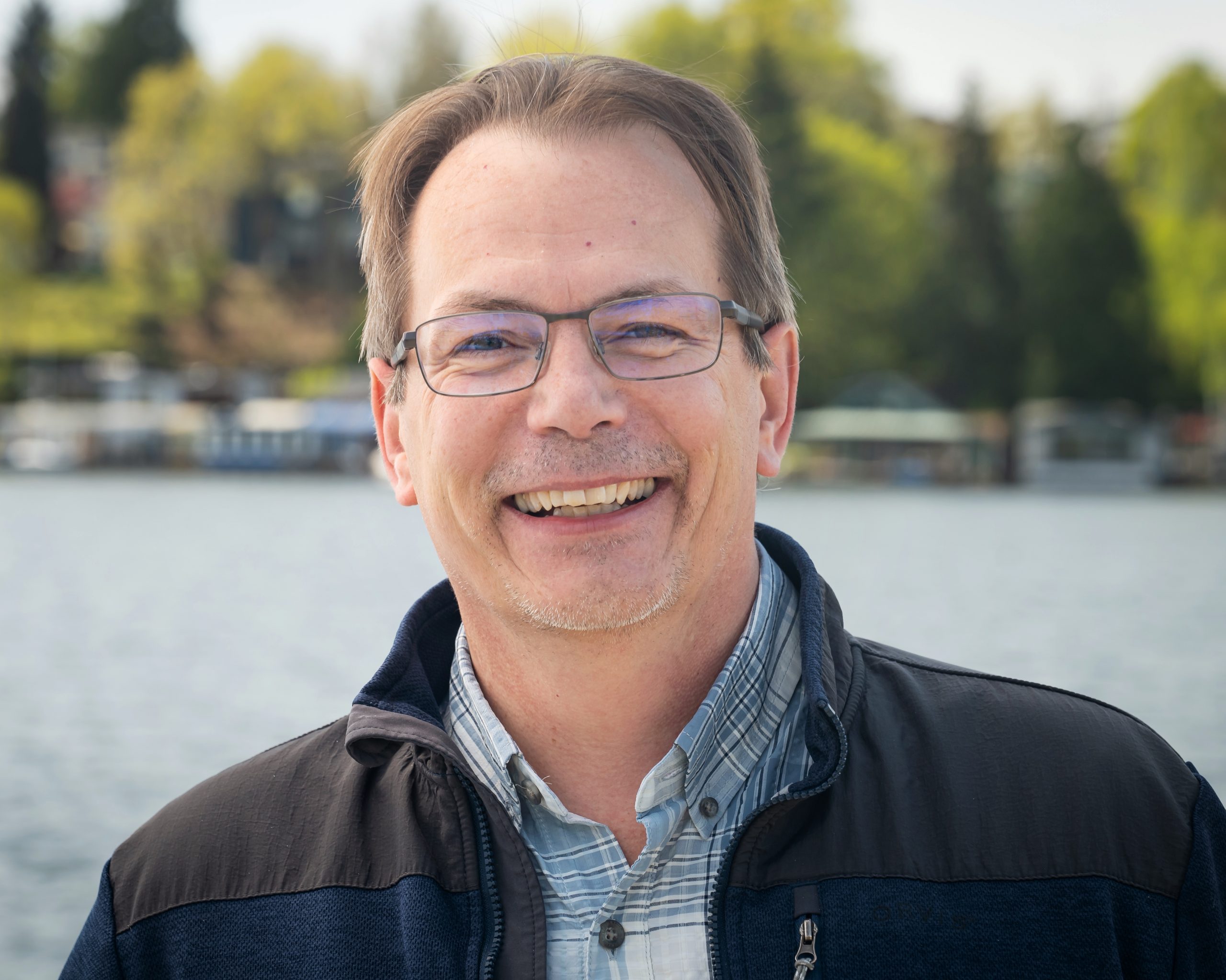 Evan Eichler headshot.