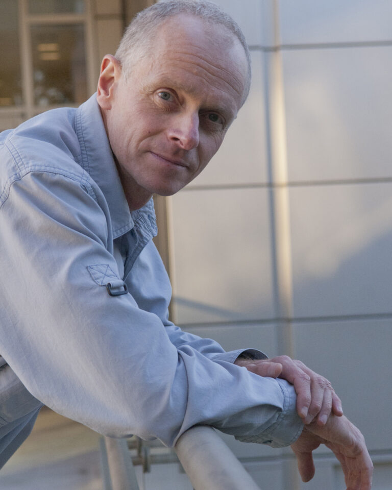 Portrait photo of Ralph Adolphs