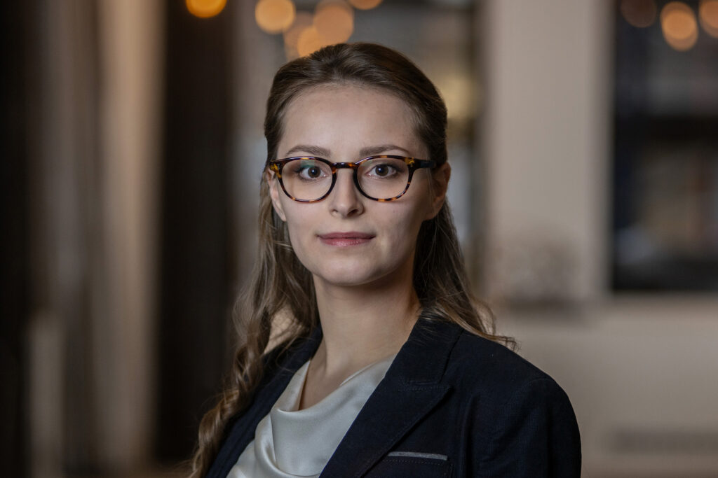 A portrait photo of Fruzsina Agocs.