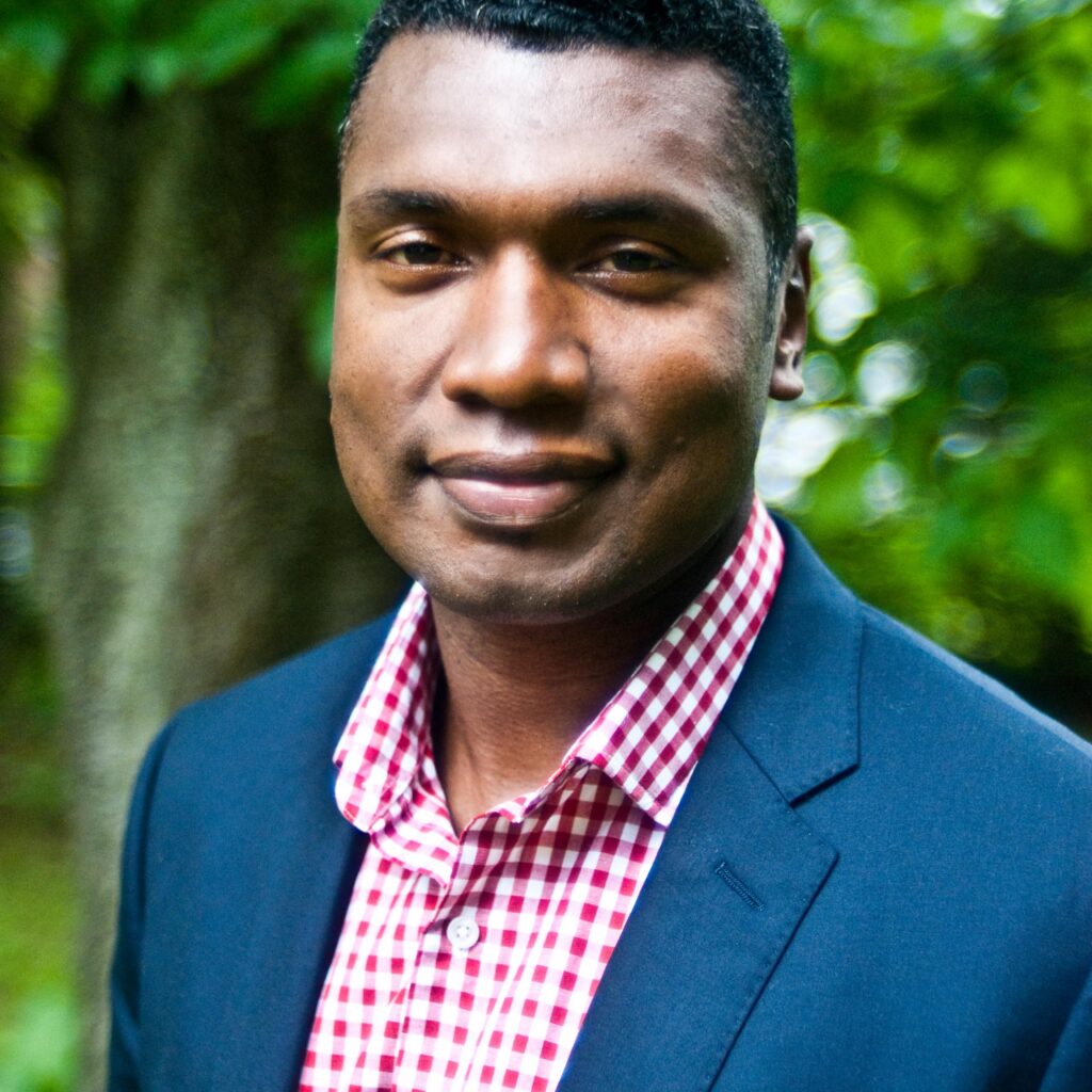 Portrait photo of Stephon Alexander