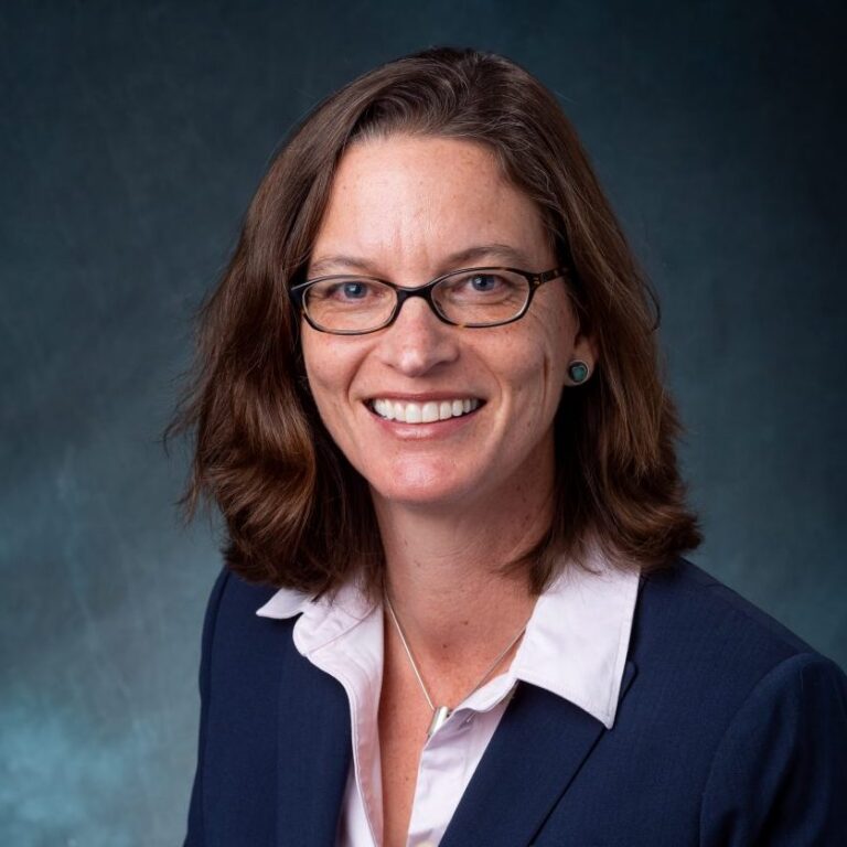 Portrait photo of Alexis Templeton