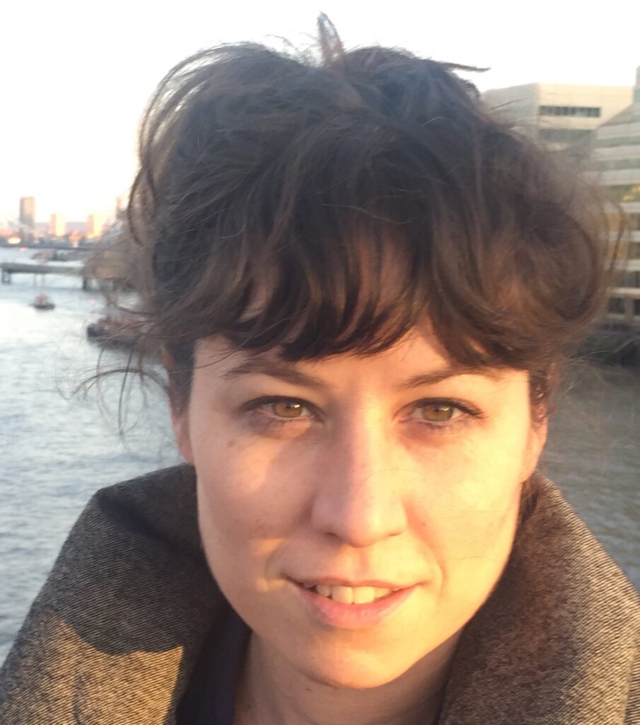Portrait photo of Annegret Fallkner