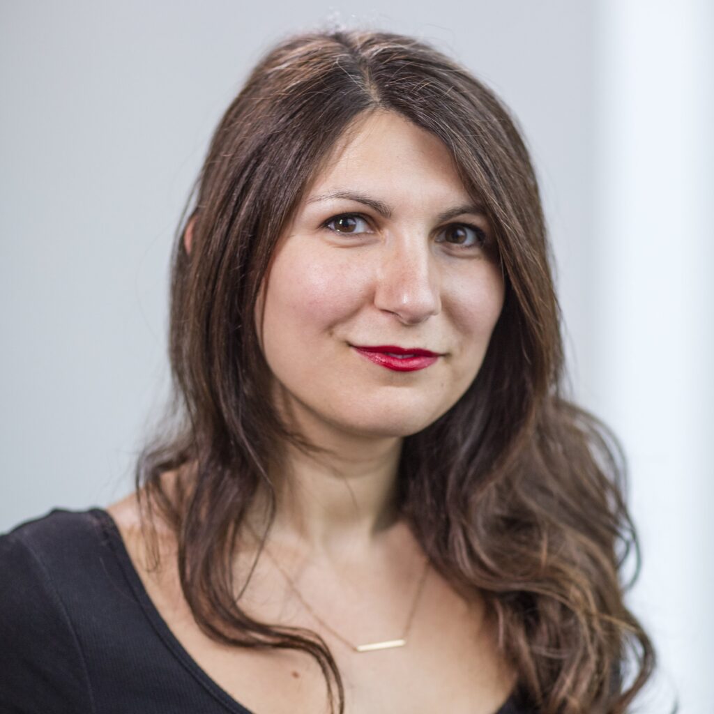 Portrait of Ivvet Modinou