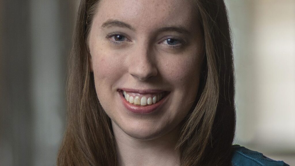 Portrait photo of Megan Bedell
