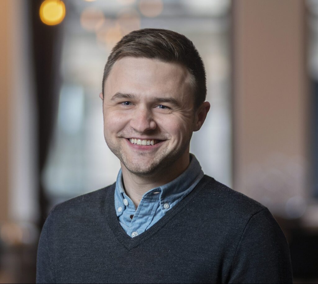 A photo of Timothy Berkelbach, the co-director of the Initiative for Computational Catalysis