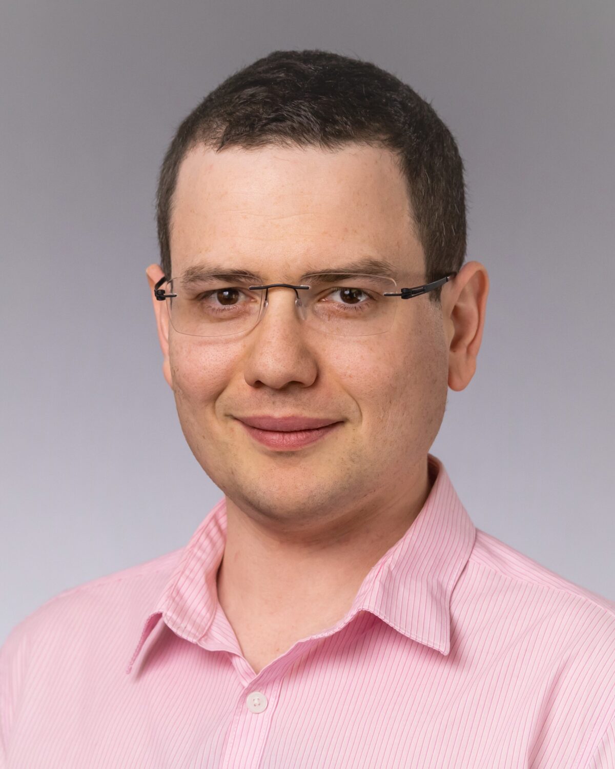 Headshot of Mark Braverman