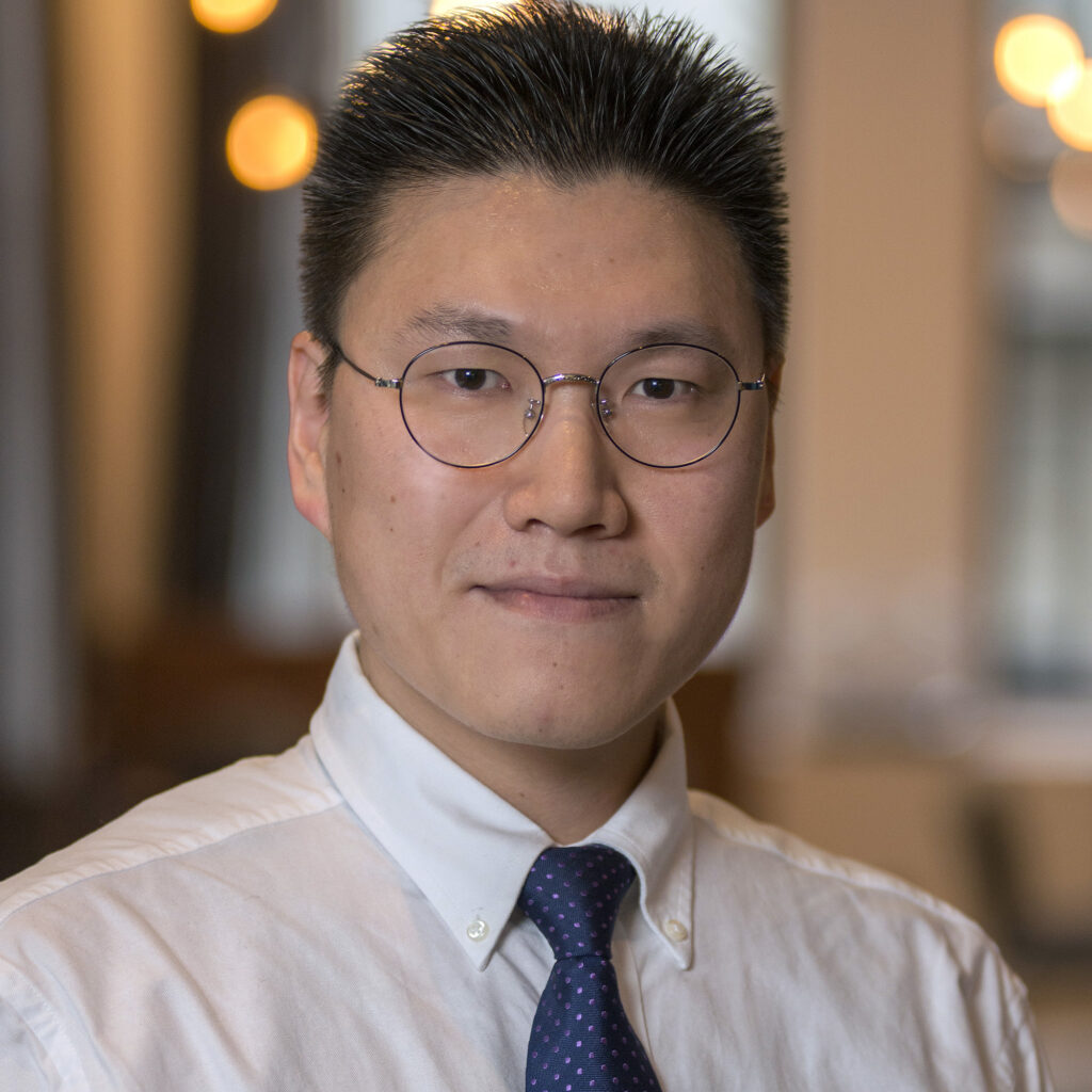 Portrait photo of Wubin Chin