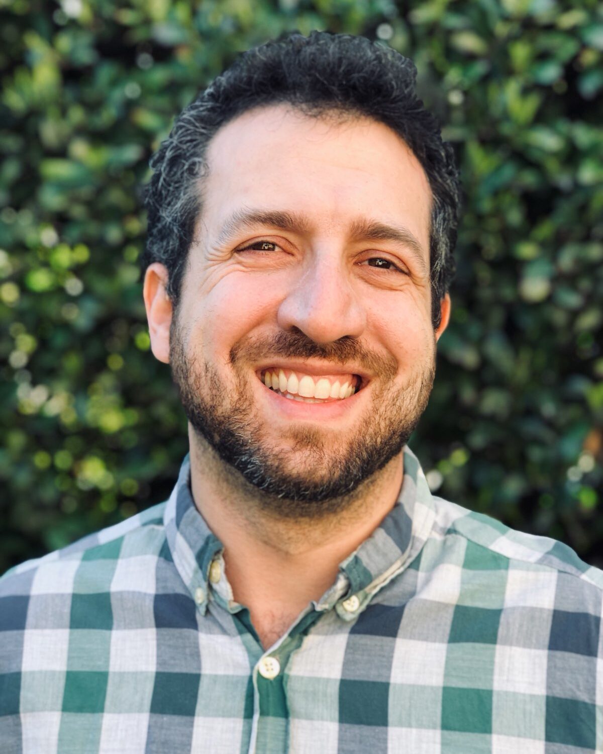 Portrait photo of Raphael Cohn