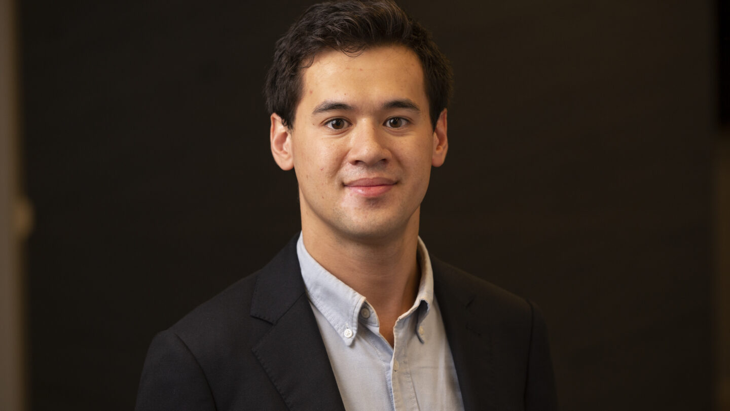 Portrait photo of Aleksander Doan