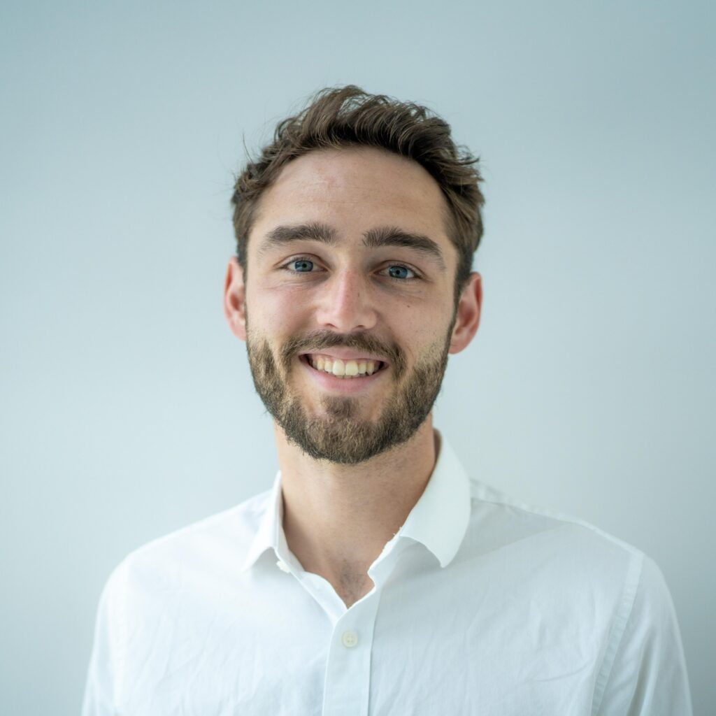 Maxwell Elliott headshot.