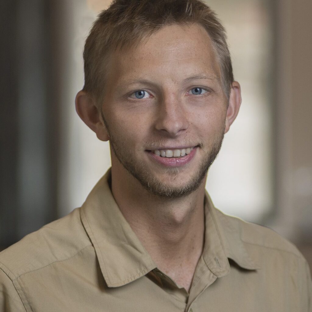 Portrait photo of Johannes Friedrich