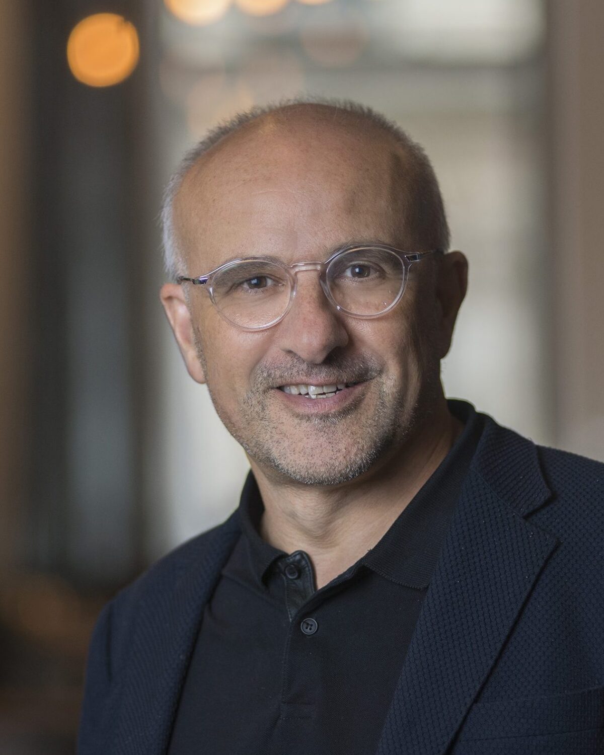 Portrait photo of Antoine Georges