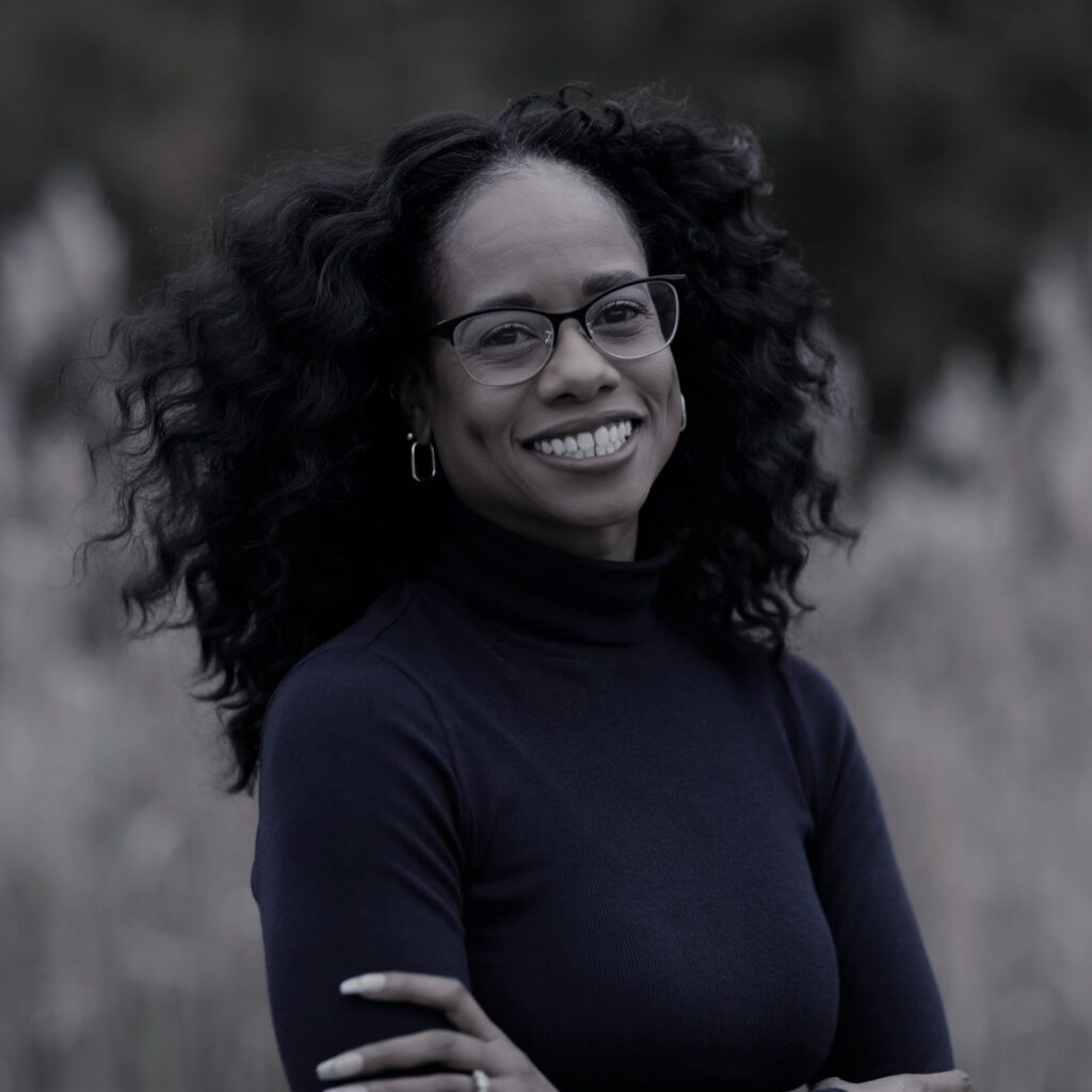 Denise Hill Headshot
