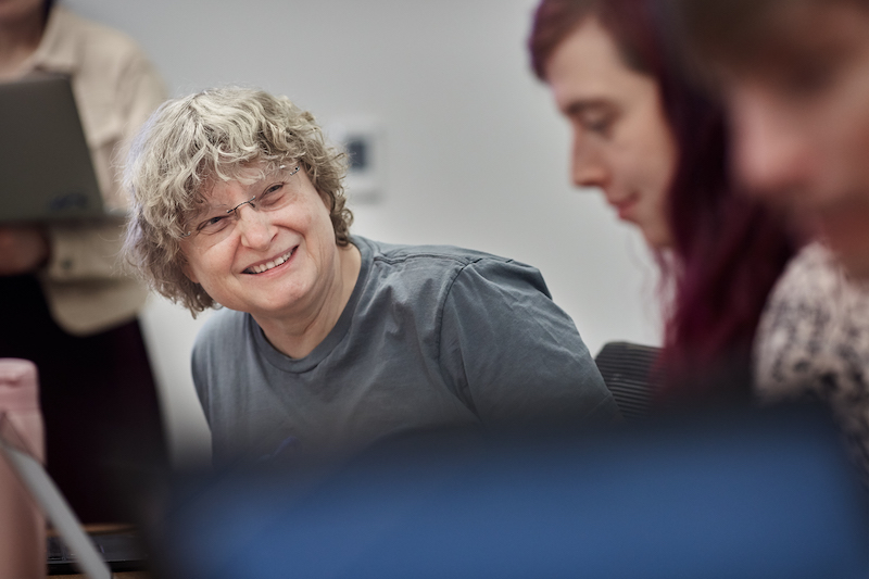 Photo of Ingrid Daubechies with students