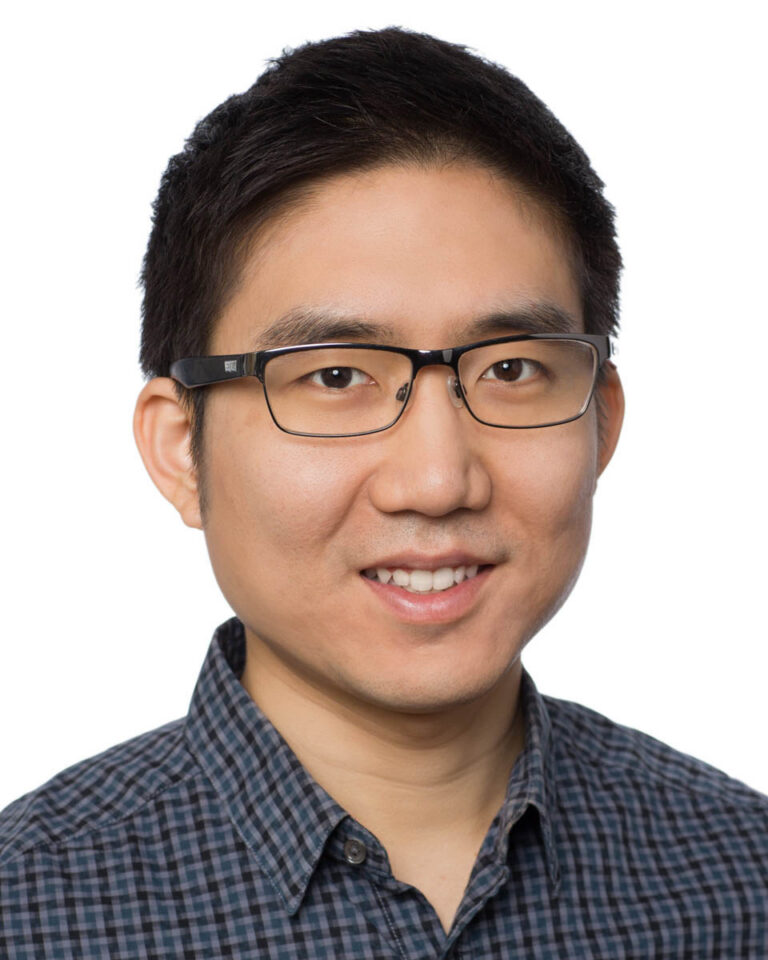 Portrait photo of Isaac Kim