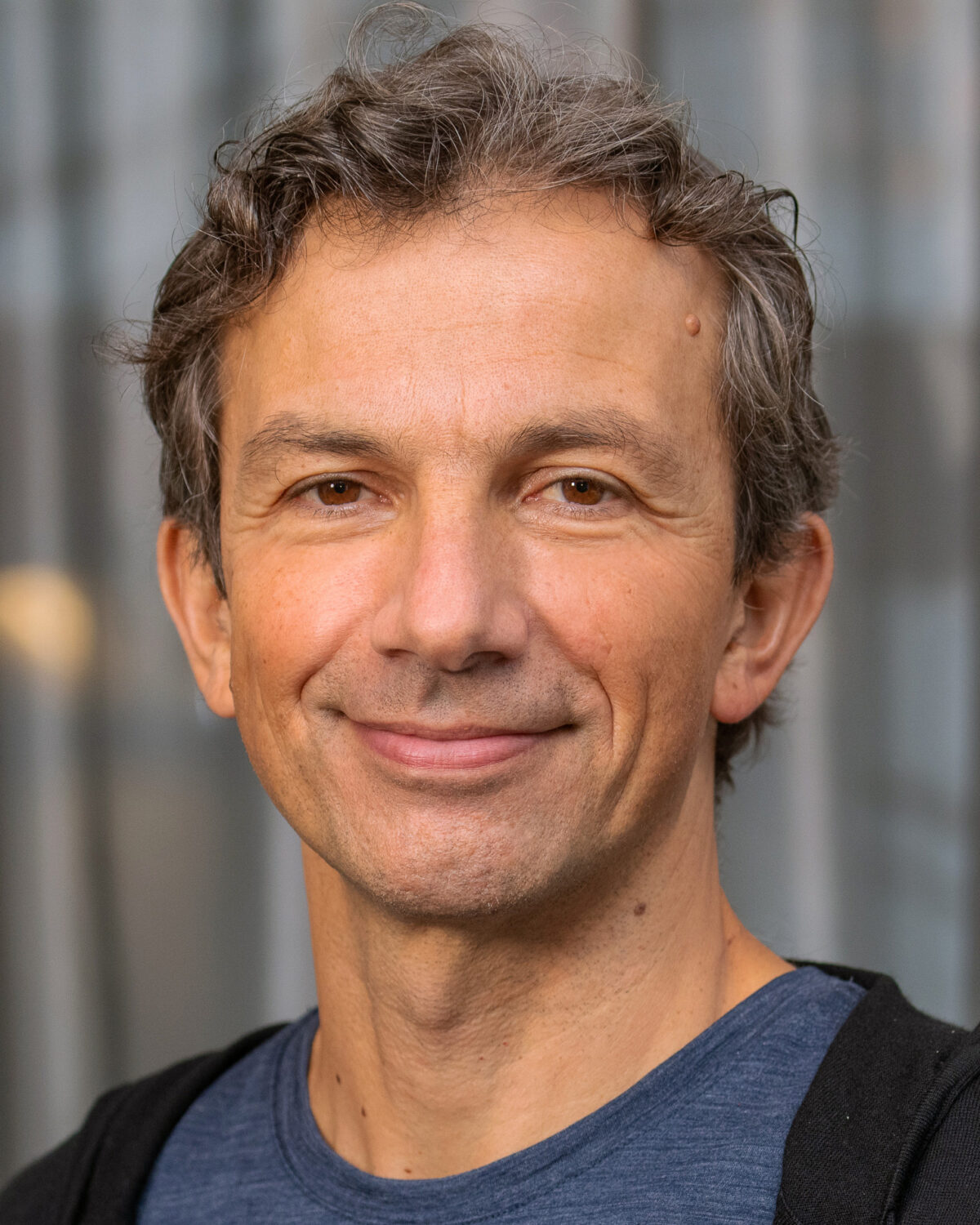 A portrait photo of Jané Kondev.