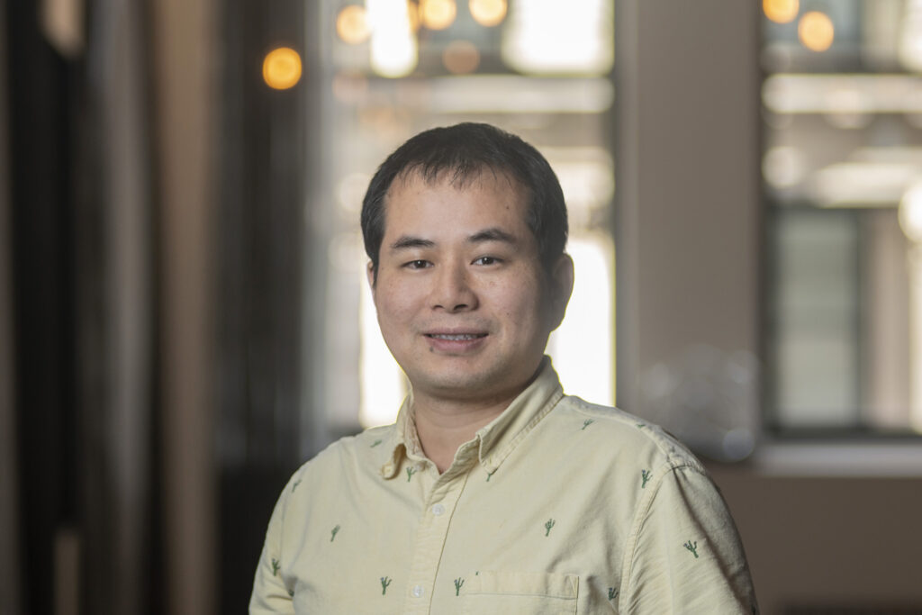 Portrait photo of Yan Fei Jiang