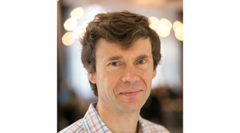 Portrait photo of Alexei Kitaev