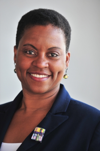 Portrait photo of Dr. Lisa Fitzpatrick