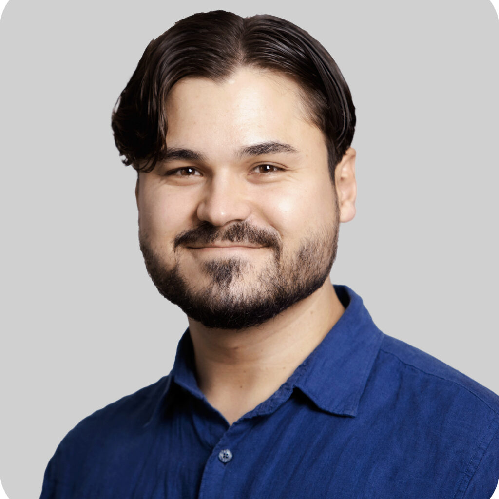 Matt Carlstrom headshot