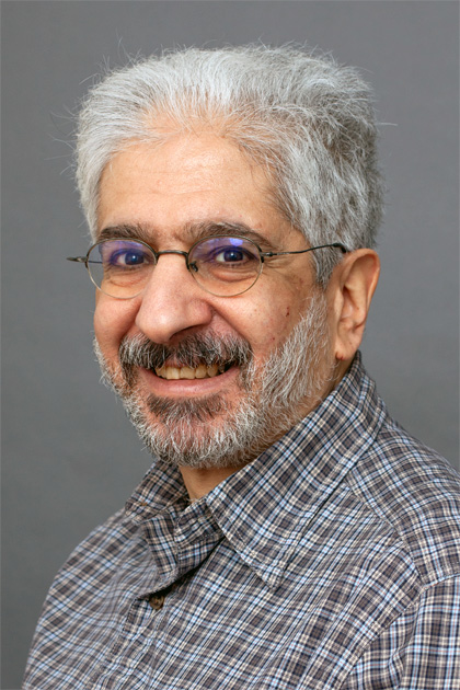Portrait photo of Kenneth Miller