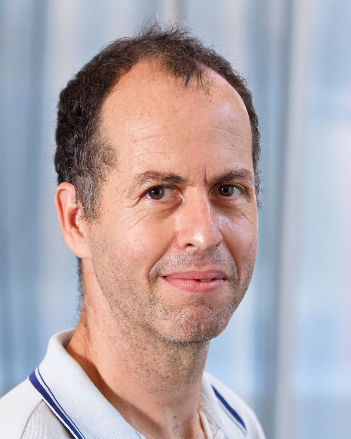 A portrait photo of ﻿Elchanan Mossel.