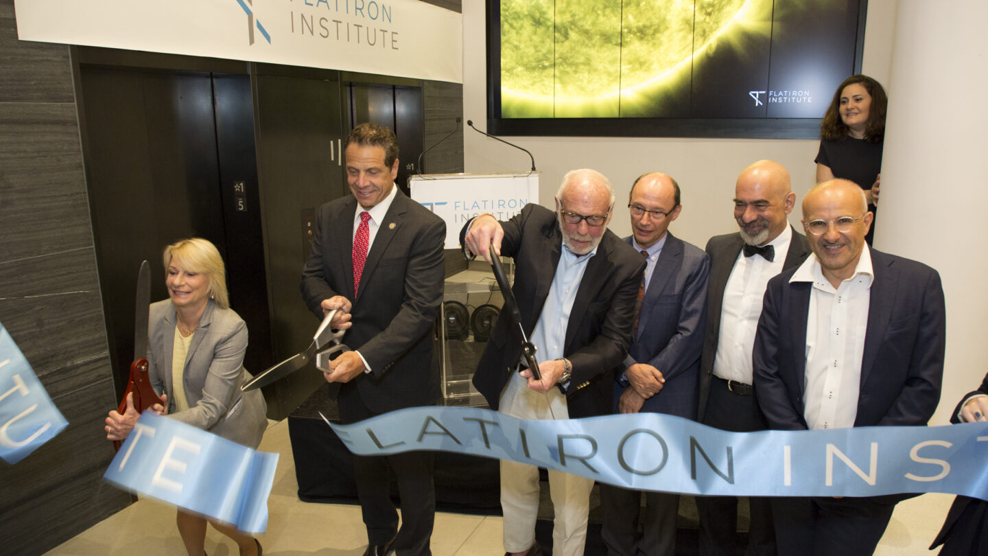 Marilyn Simons, Gov. Andrew Cuomo and Jim Simons cut the ribbon during the Flatiron Institute’s inauguration ceremony. Also pictured, from left to right, are center leaders Leslie Greengard, David Spergel and Antoine Georges.