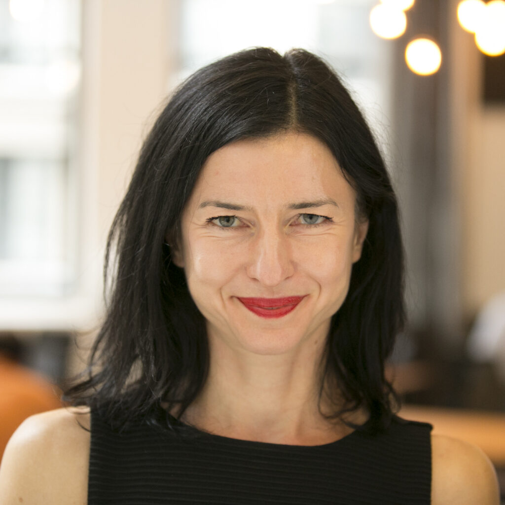 Portrait photo of Mina Aganagic