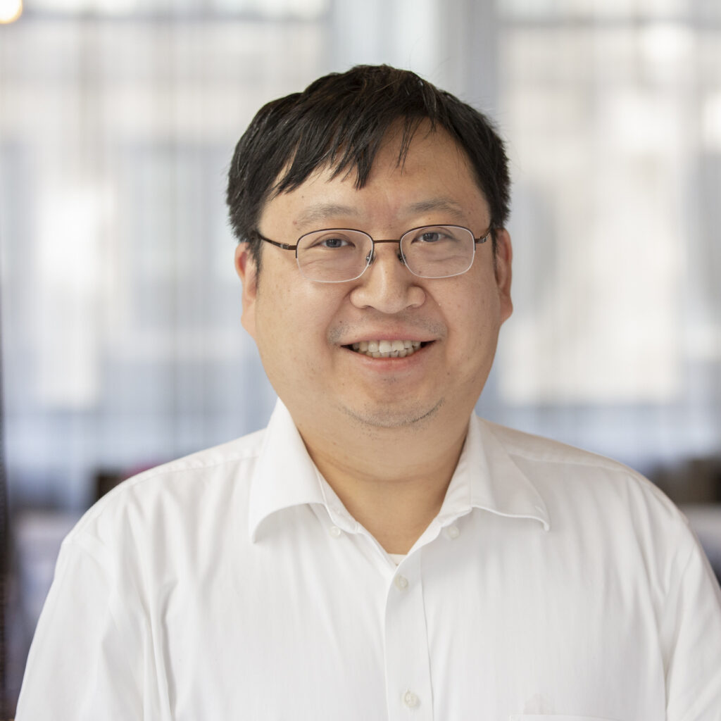 Portrait photo of Yanbei Chen