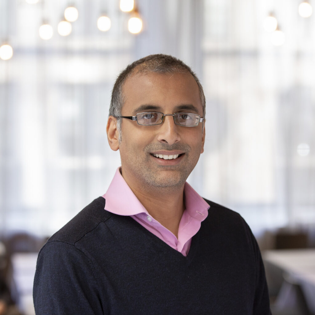 Portrait photo of Akshay Venkatesh