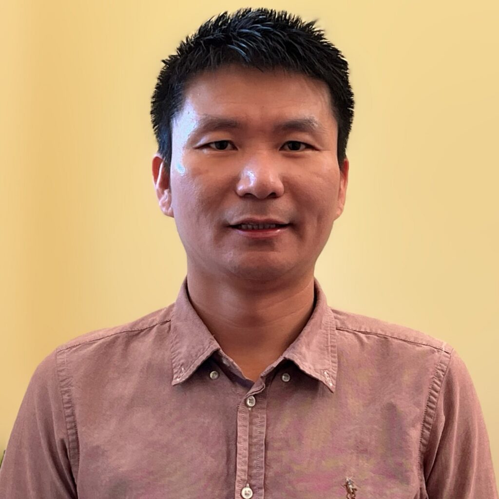 Jian Shi headshot
