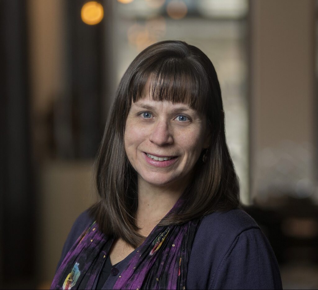 Portrait photo of Rachel Somerville