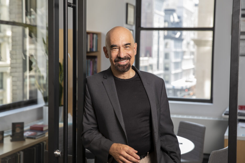 Portrait photo of David Spergel