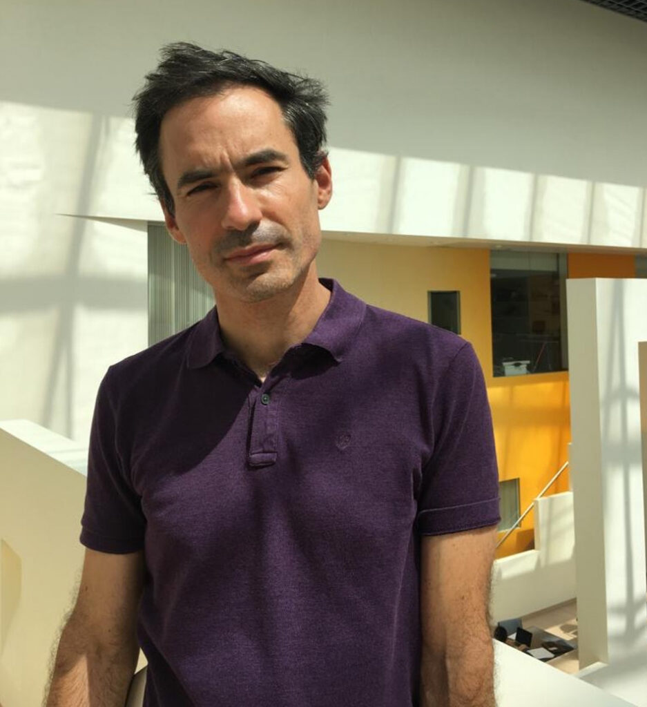 Portrait photo of Srdjan Ostojic