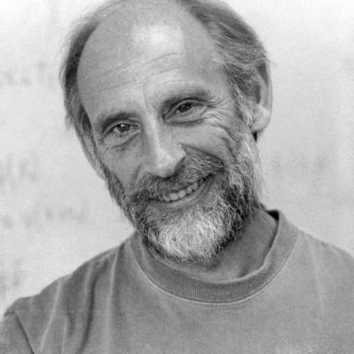 Portrait photo of Leonard Susskind