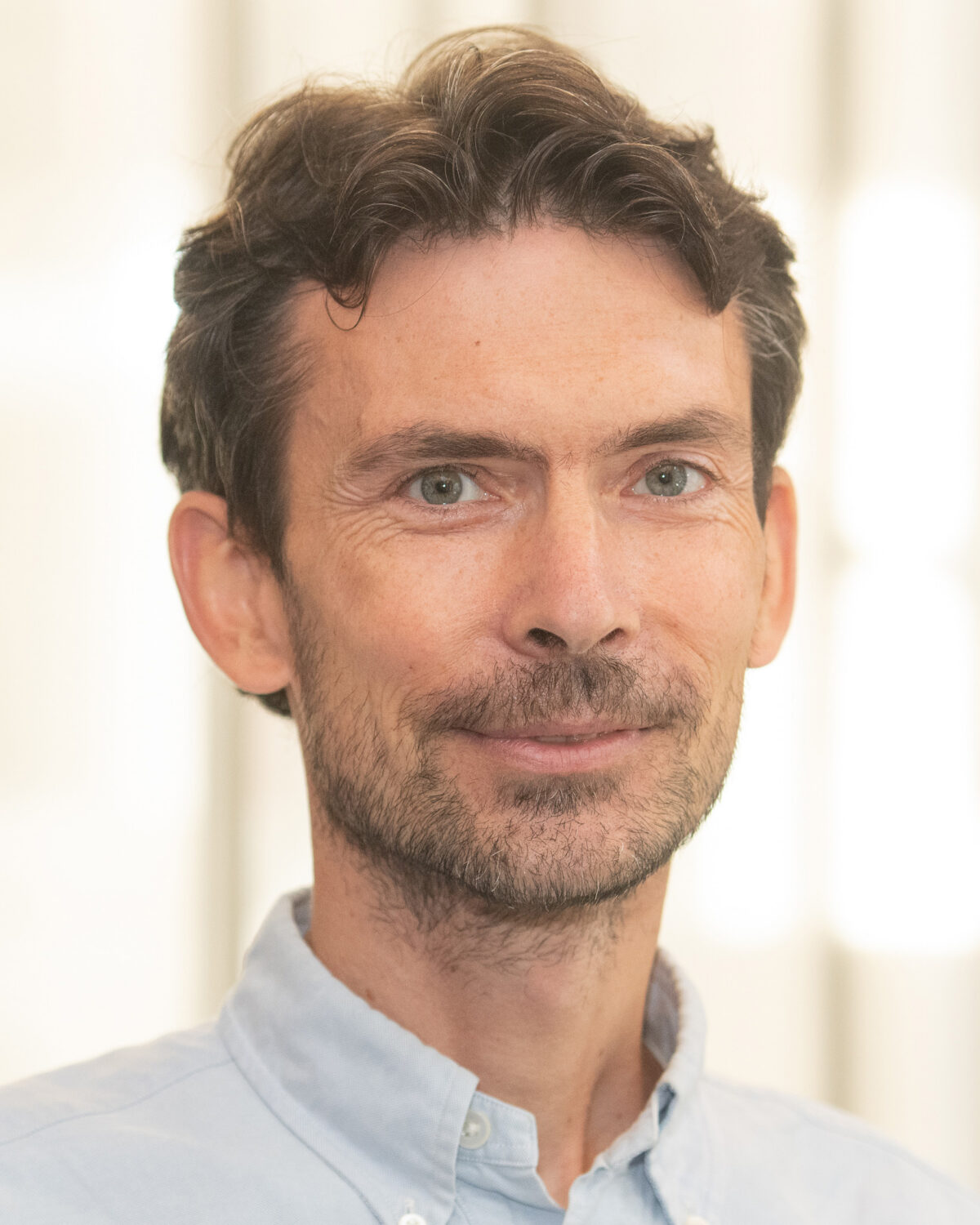 A portrait photo of Thomas Vidick.
