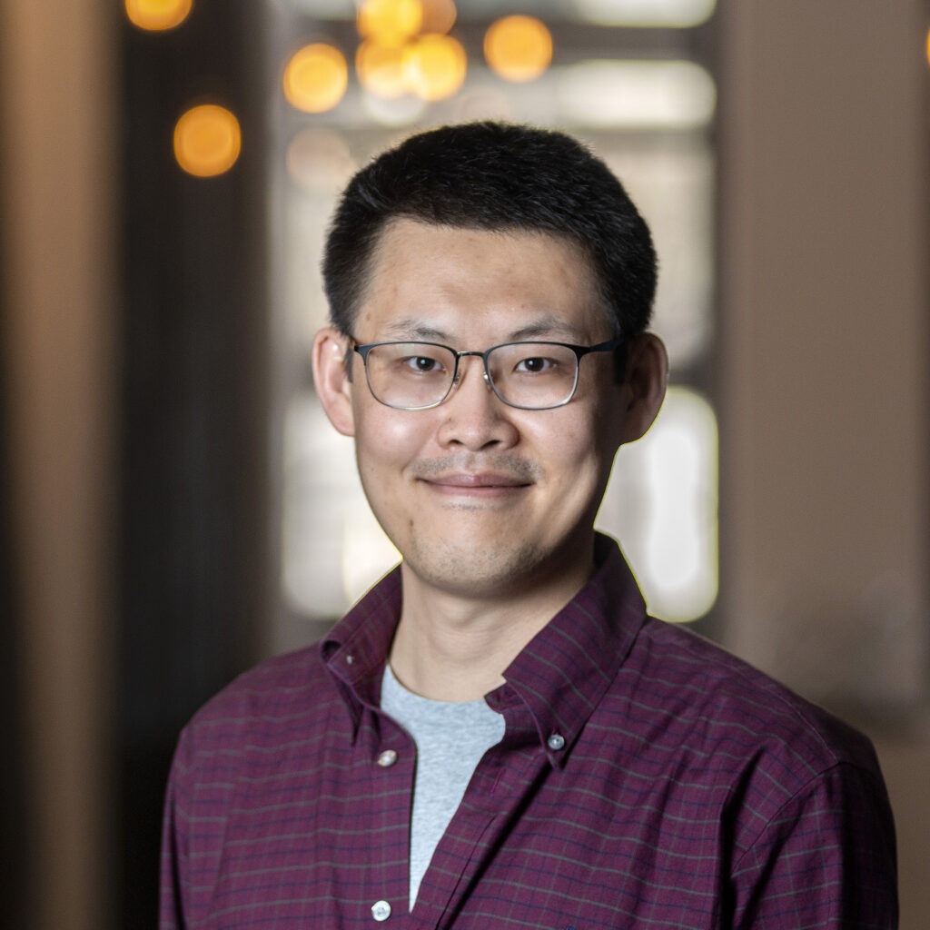 A portrait photo of Bo Xiao.﻿