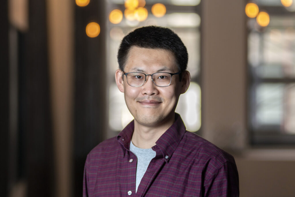 A portrait photo of Bo Xiao.﻿