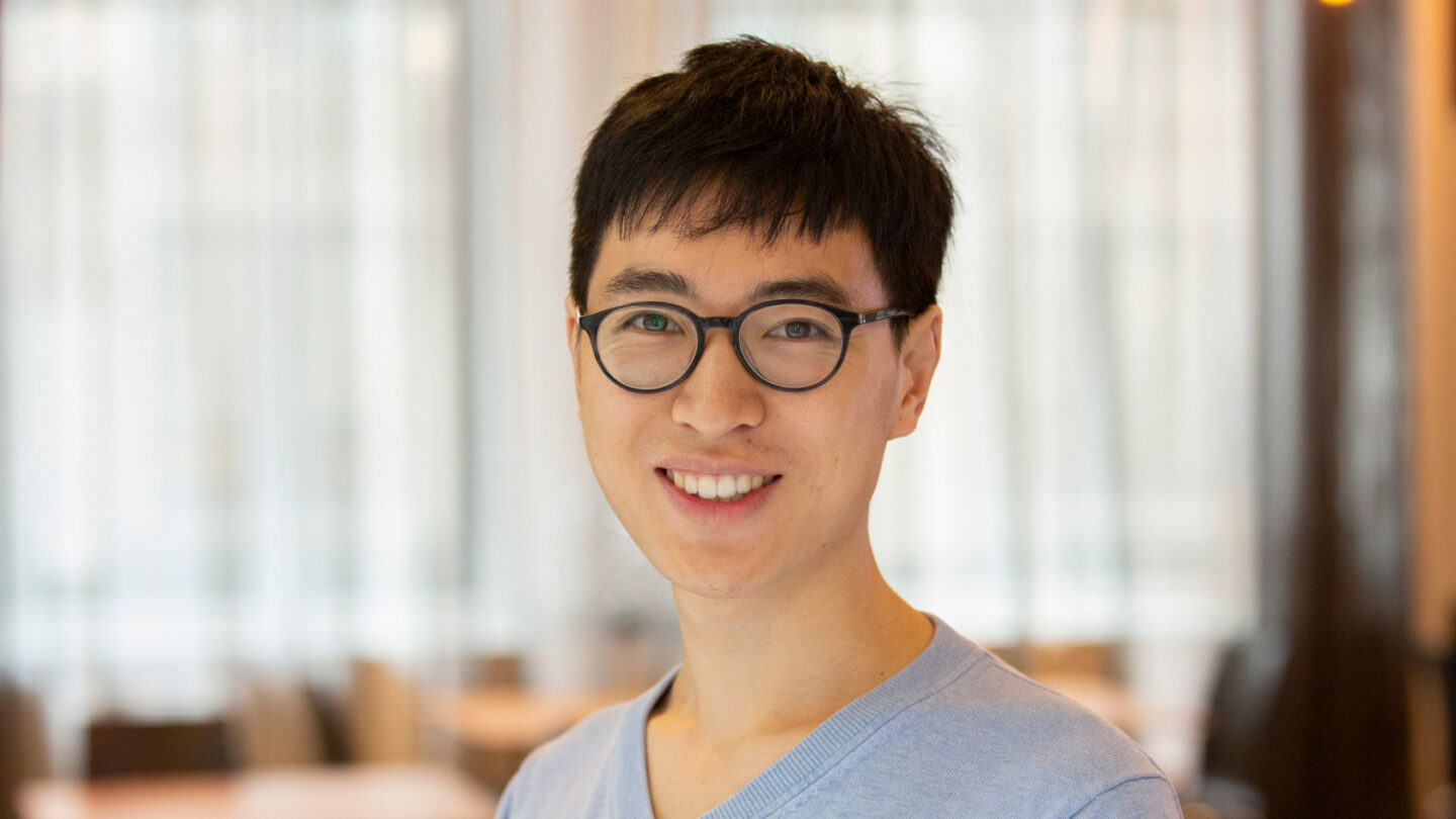 Portrait photo of Robert Yang
