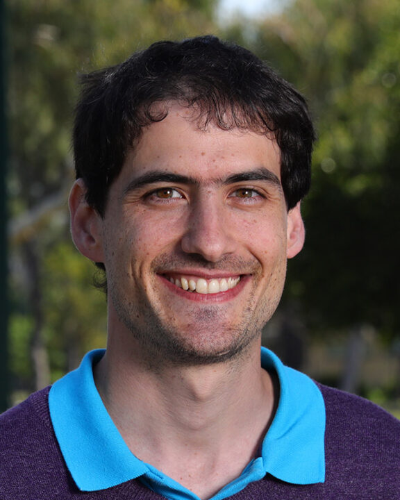 Portrait photo of Yuval Peled