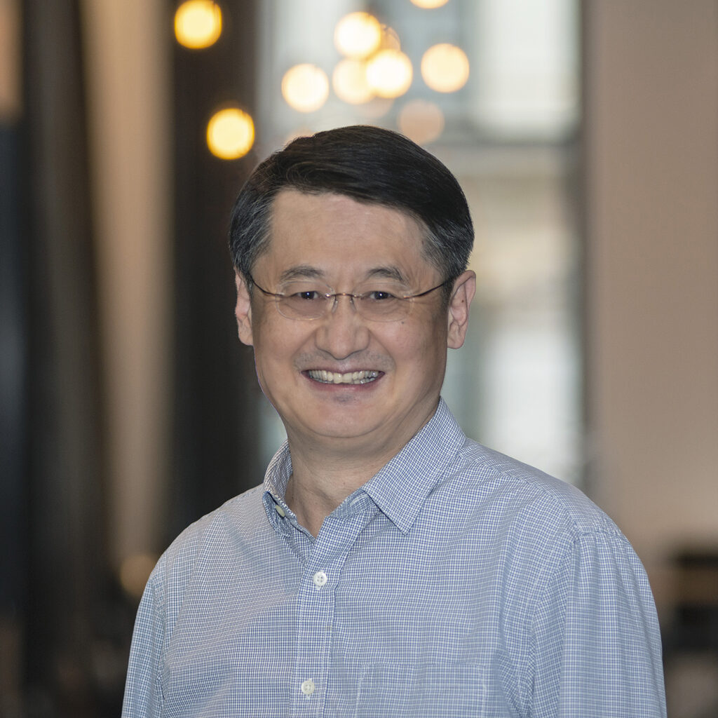 Portrait photo of Shiwei Zhang