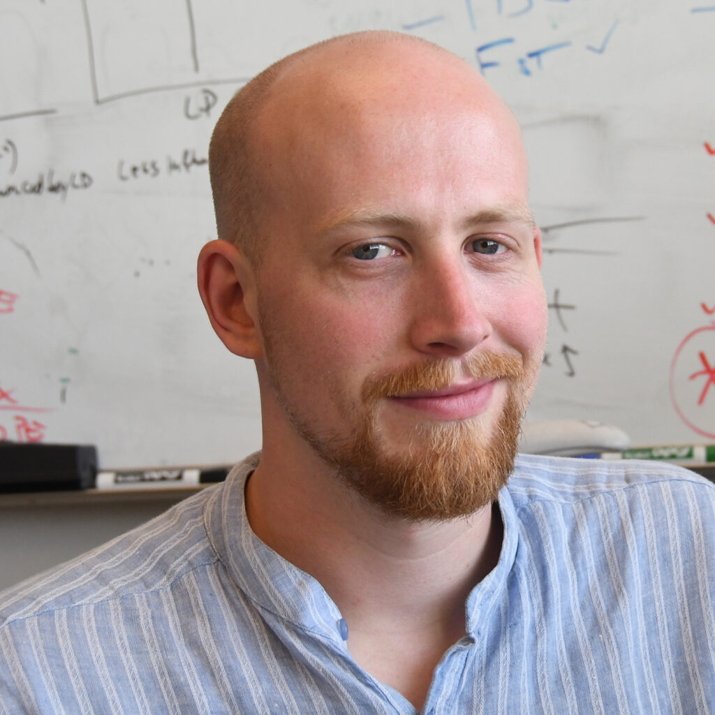 Portrait photo of Philipp Brand