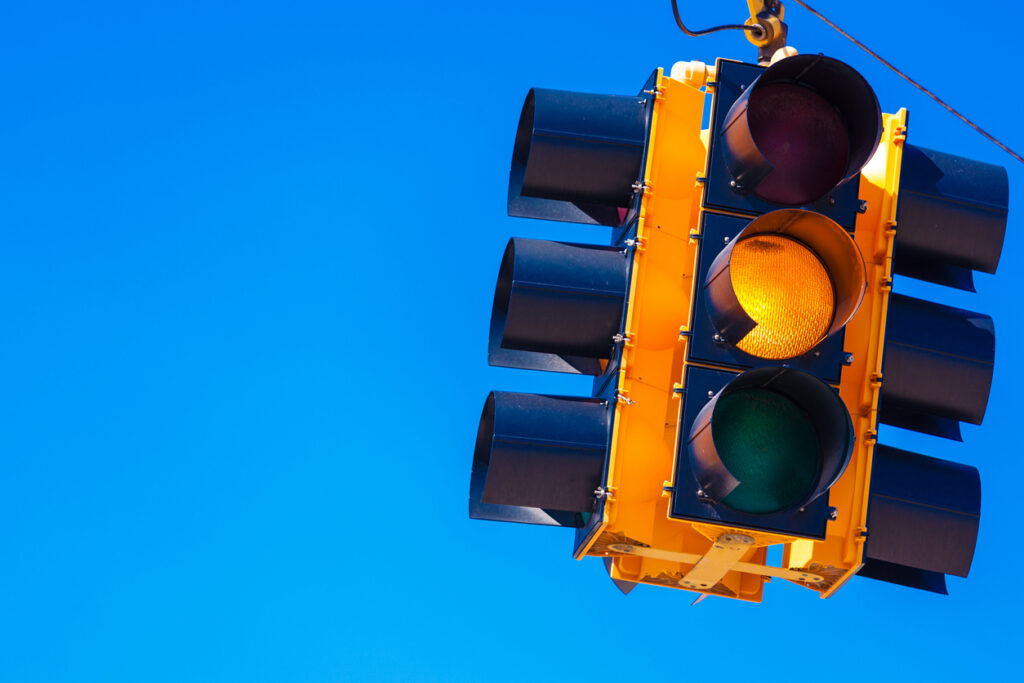 Yellow traffic signal