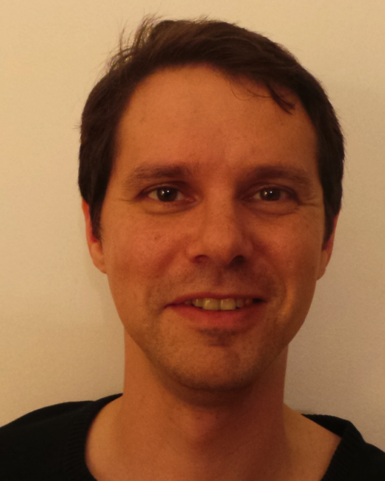 Portrait photo of Uri Eden