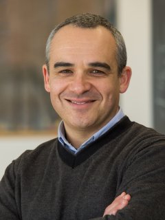 Portrait photo of Stanislav Shvartsman