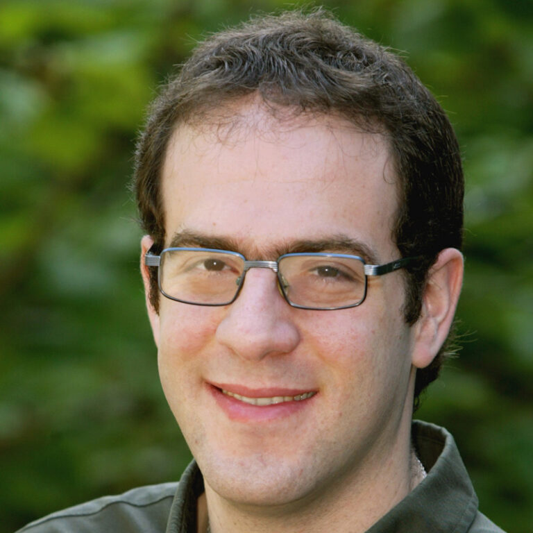 Portrait photo of Ramon van Handel