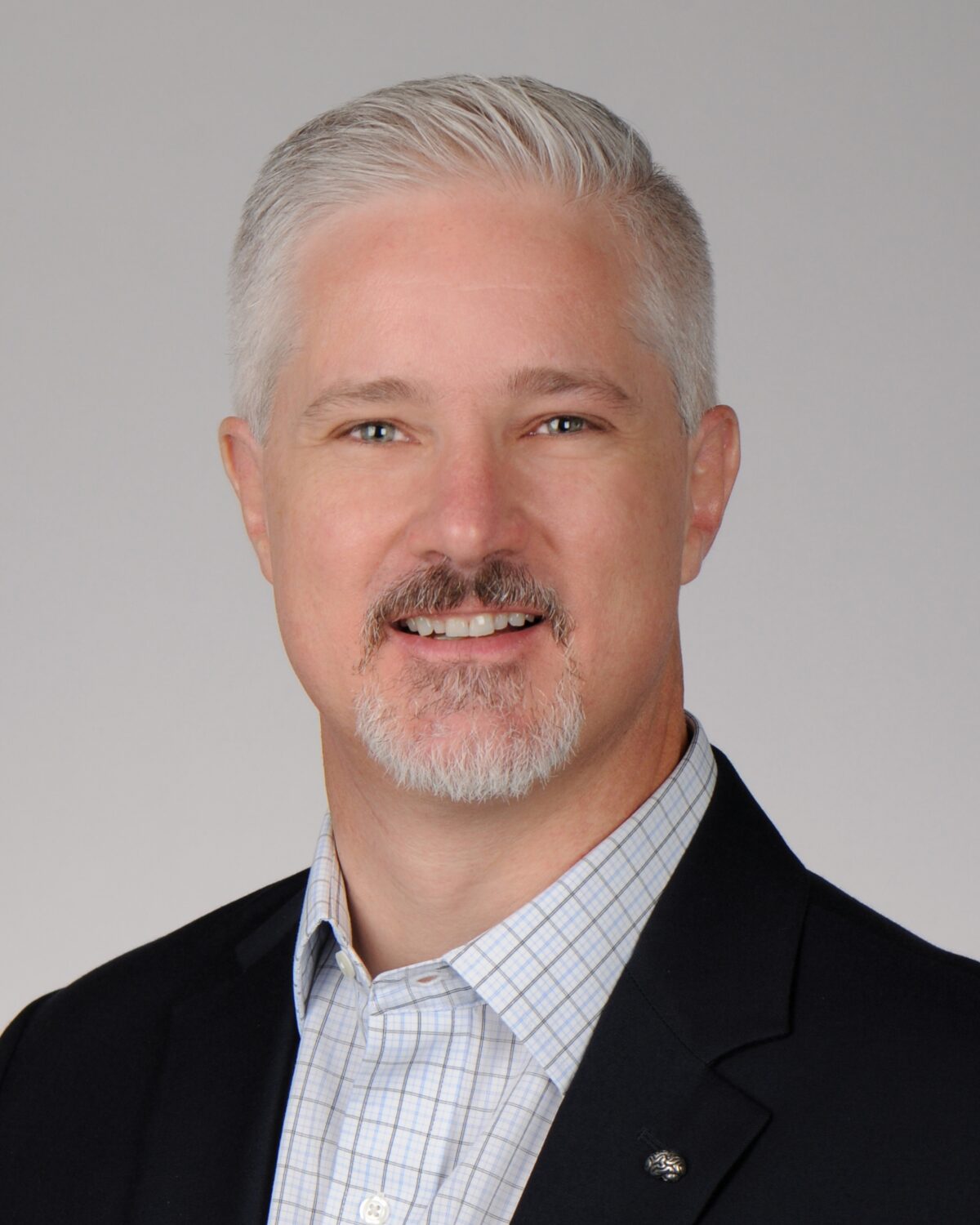 Christopher Cowan headshot