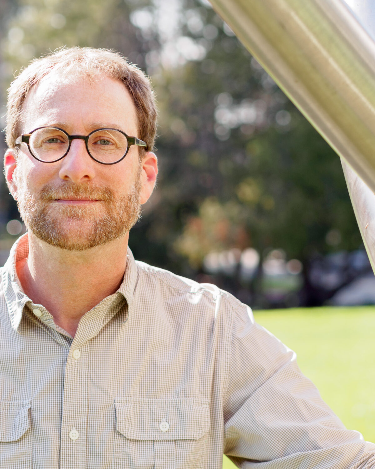 Headshot of SFARI Investigator Dan Feldman.