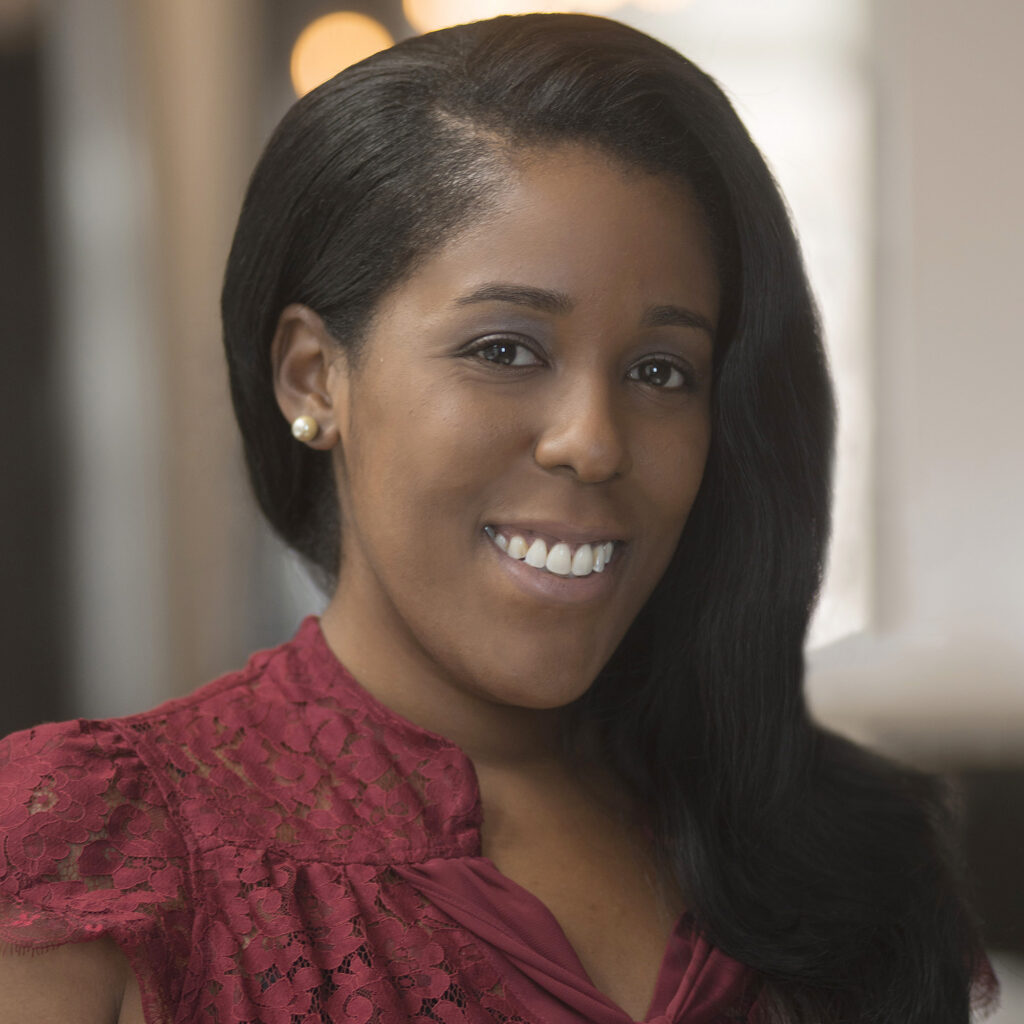 Headshot of SFARI Senior Executive Assistant/Administrative Manager Tammi Fumberi.